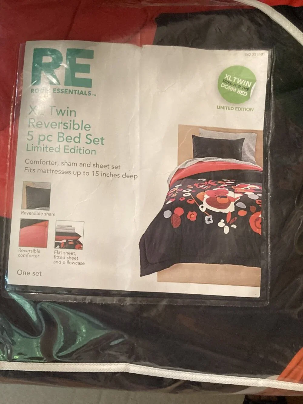 New RE Reversible 5 Pc Bed Set Size: XL Twin Hypoallergenic